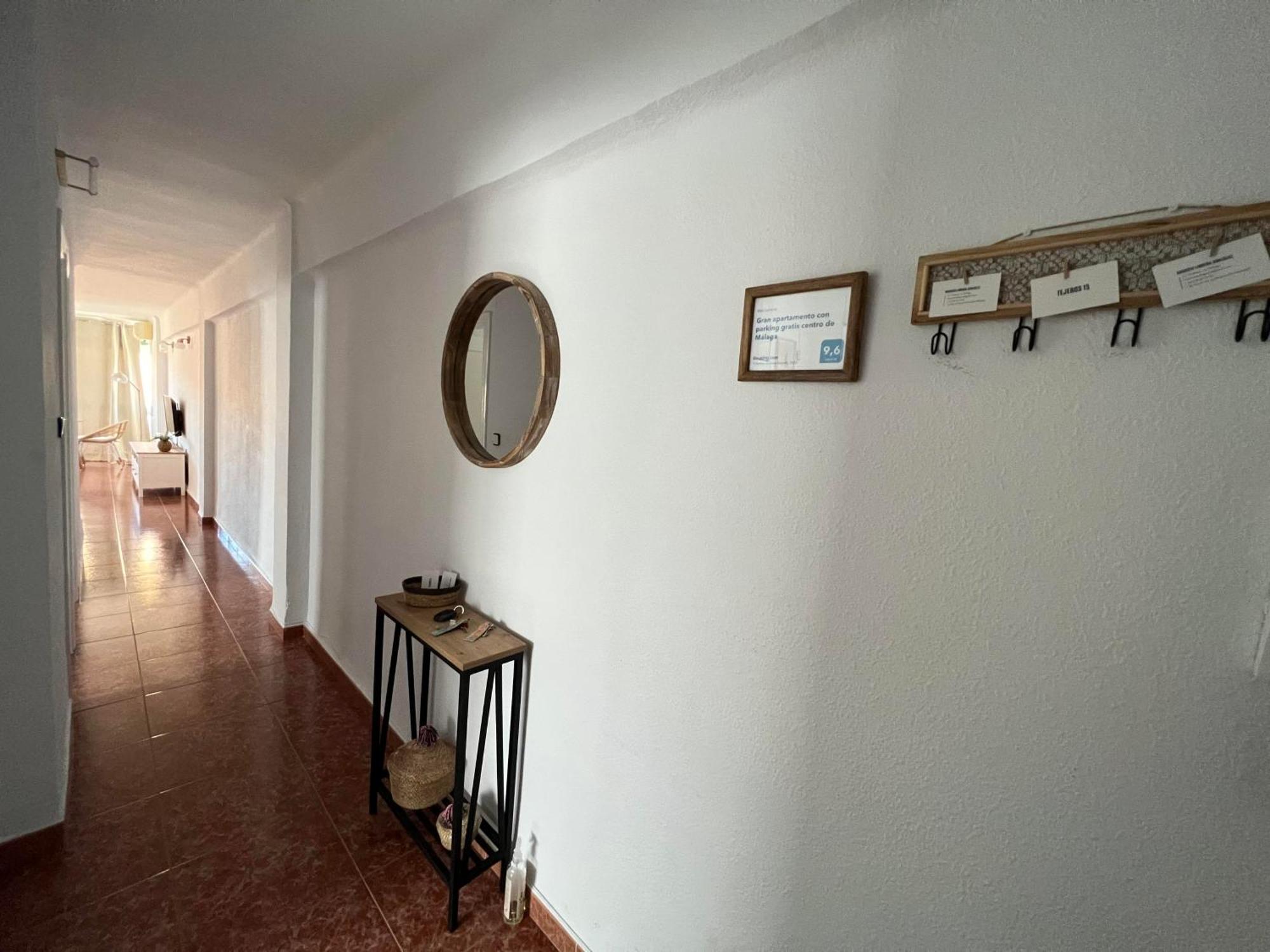 Gran Apartamento Con Parking Gratis Centro De Màlaga Exteriér fotografie